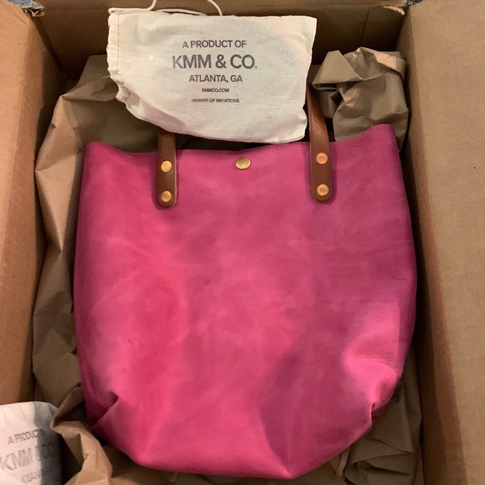 Beautiful KMM & Co pink mini tote- Rare sold out color!!